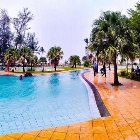 De Rhu Beach Resort Kuantan Exterior foto