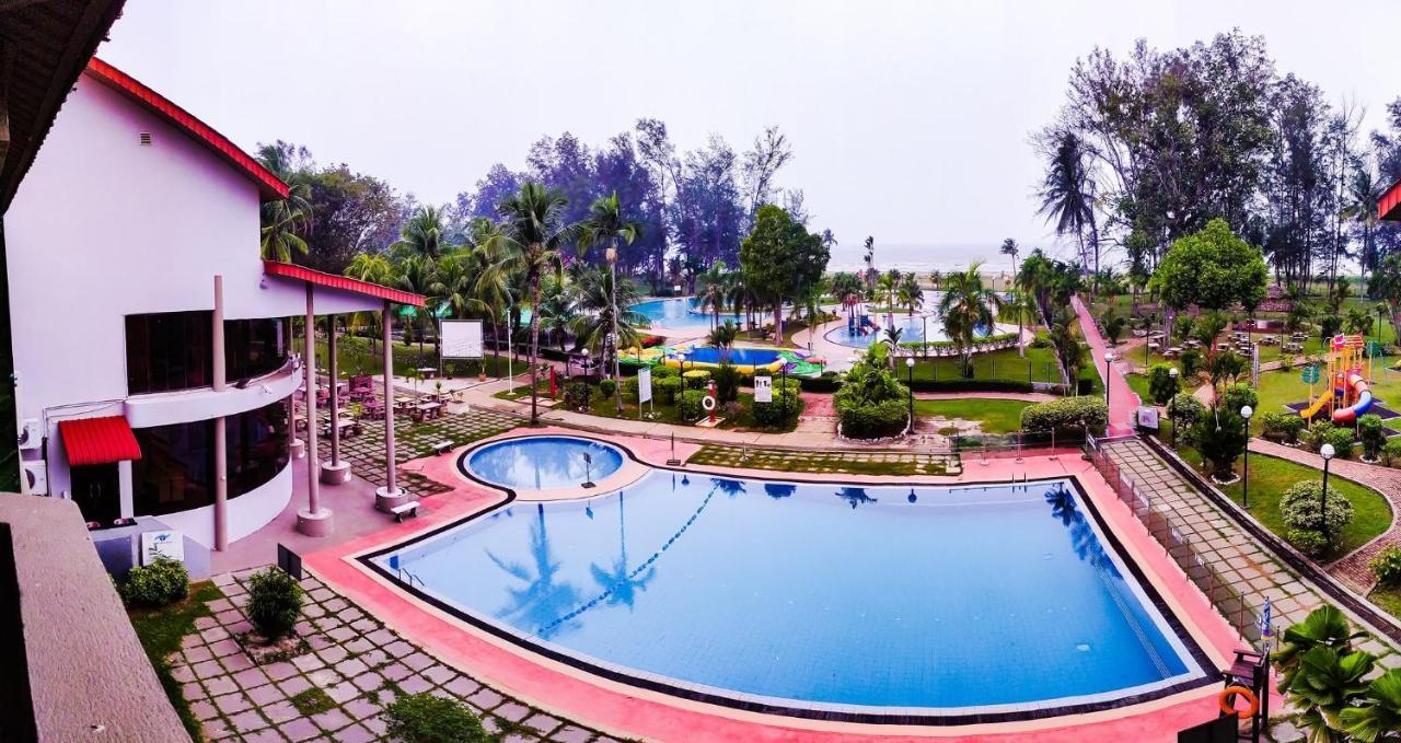 De Rhu Beach Resort Kuantan Exterior foto